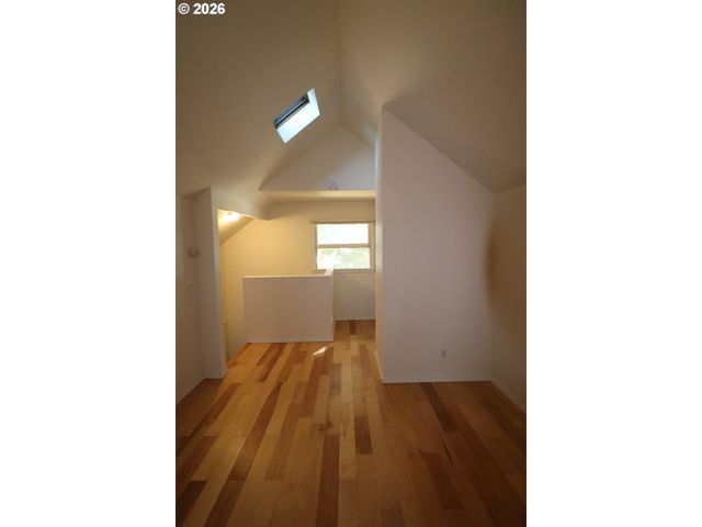-1 N MIDWAY Ave, Portland, OR 97203