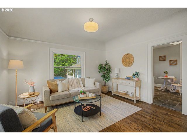 -1 N MIDWAY Ave, Portland, OR 97203