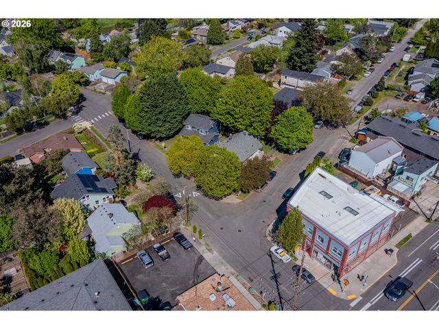 -1 N MIDWAY Ave, Portland, OR 97203