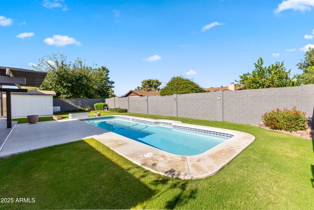 3802 W KELTON Lane, Phoenix, AZ 85053