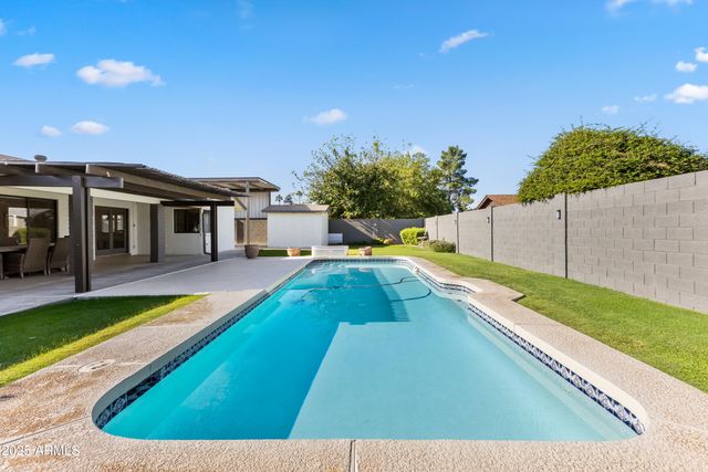 3802 W KELTON Lane, Phoenix, AZ 85053