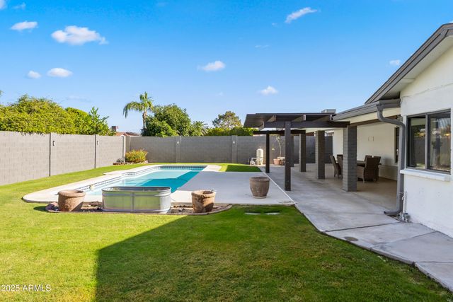 3802 W KELTON Lane, Phoenix, AZ 85053