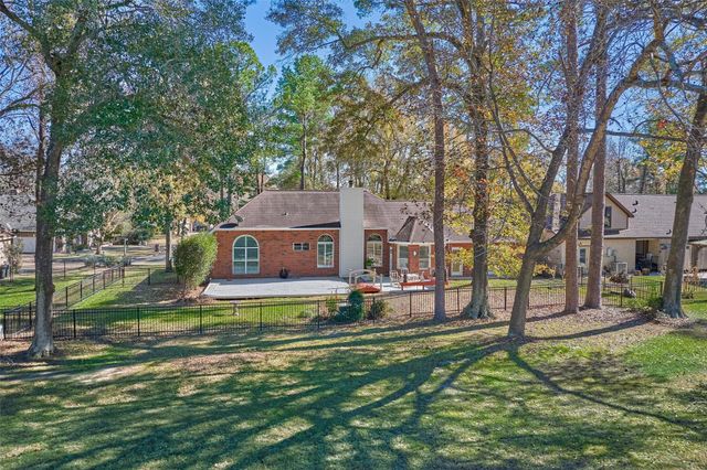 3343 Pebble Beach Boulevard, Montgomery, TX 77356