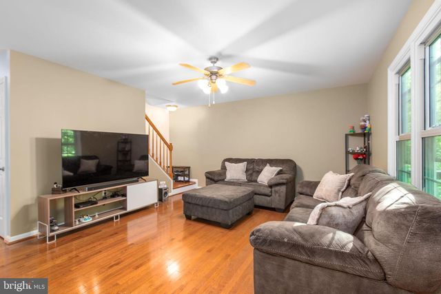 8863 SHERMAN CIR, King George, VA 22485