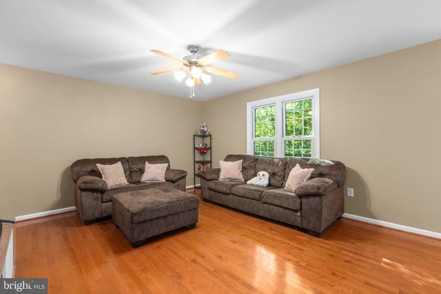 8863 SHERMAN CIR, King George, VA 22485
