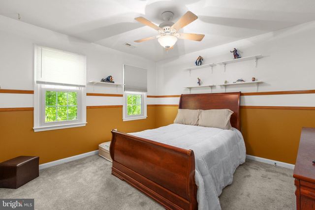 8863 SHERMAN CIR, King George, VA 22485