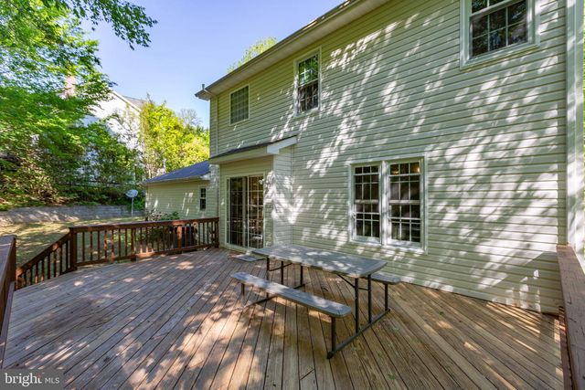 8863 SHERMAN CIR, King George, VA 22485
