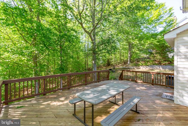 8863 SHERMAN CIR, King George, VA 22485