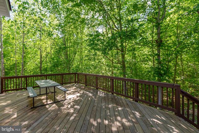 8863 SHERMAN CIR, King George, VA 22485