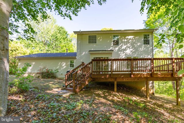 8863 SHERMAN CIR, King George, VA 22485