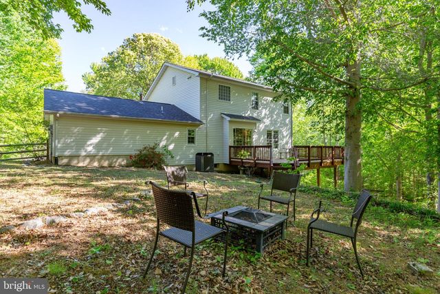 8863 SHERMAN CIR, King George, VA 22485