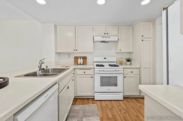 2083 Manzana Way, San Diego, CA 92139