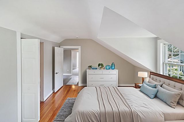 345 Main Street, Batavia, IL 60510