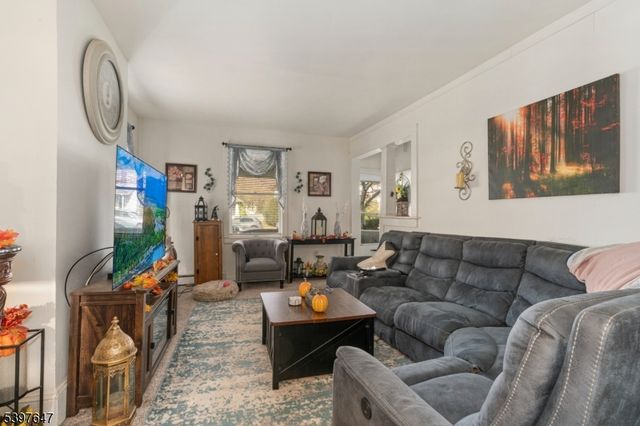 193 W Washington Ave, Washington Boro, NJ 07882