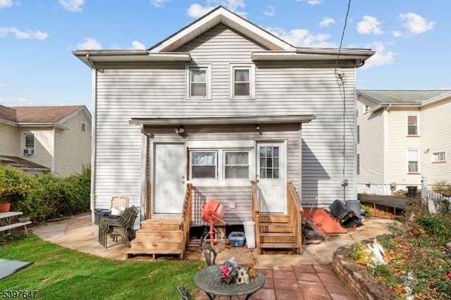 193 W Washington Ave, Washington Boro, NJ 07882