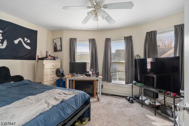 193 W Washington Ave, Washington Boro, NJ 07882