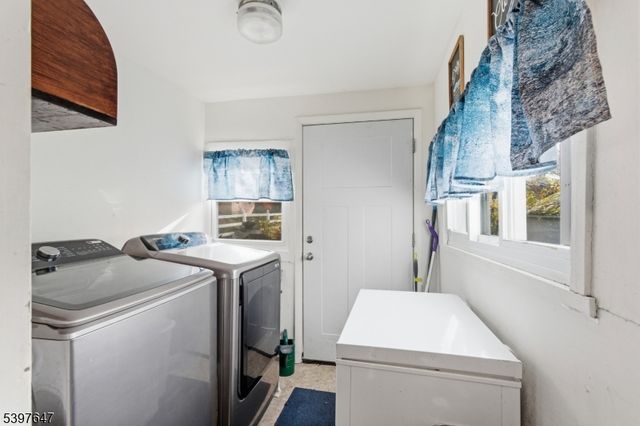 193 W Washington Ave, Washington Boro, NJ 07882