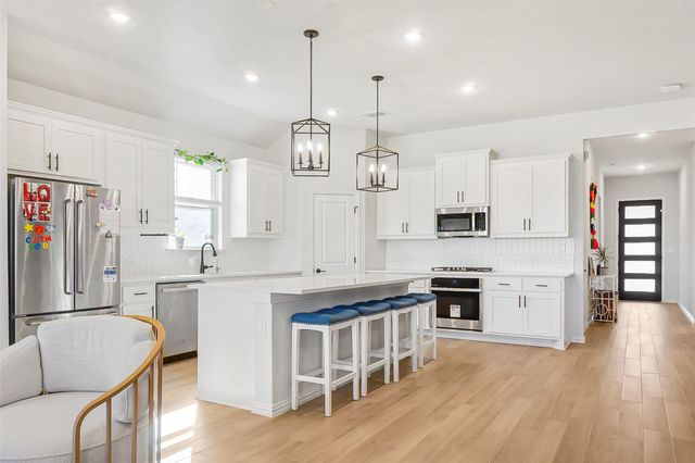 1016 Calendula TRL, Georgetown, TX 78628