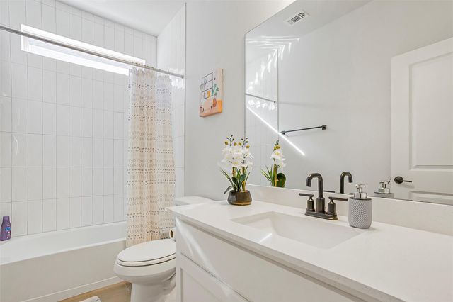 1016 Calendula TRL, Georgetown, TX 78628