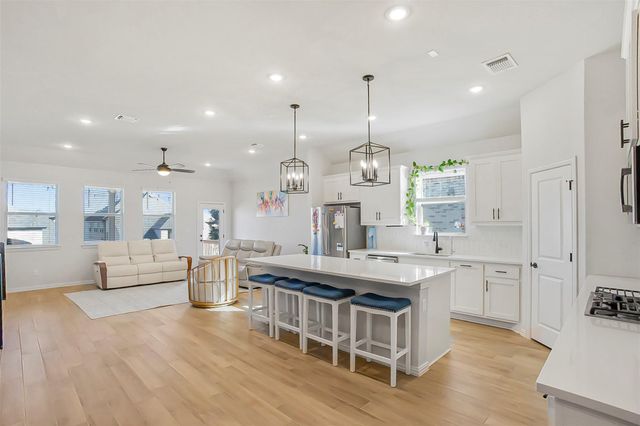 1016 Calendula TRL, Georgetown, TX 78628