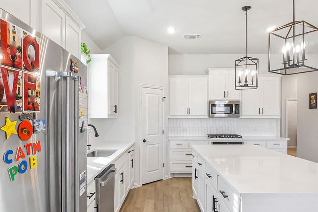 1016 Calendula TRL, Georgetown, TX 78628