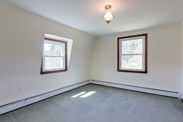 54 Depot St, Dunstable, MA 01827