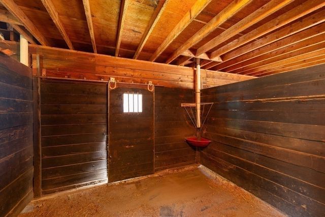 54 Depot St, Dunstable, MA 01827