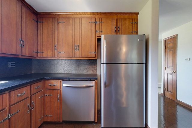 54 Depot St, Dunstable, MA 01827
