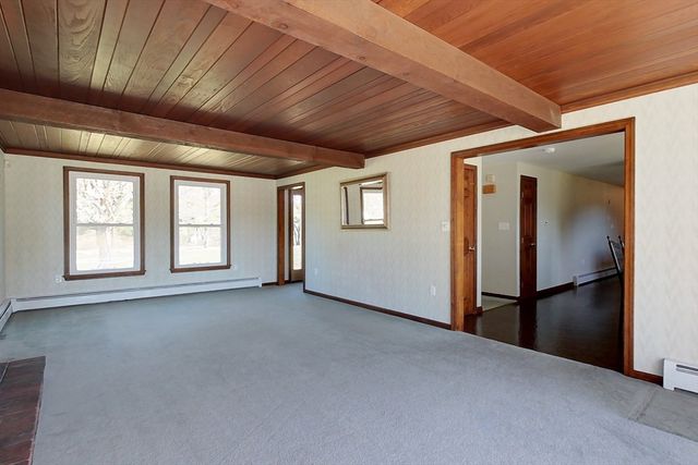 54 Depot St, Dunstable, MA 01827