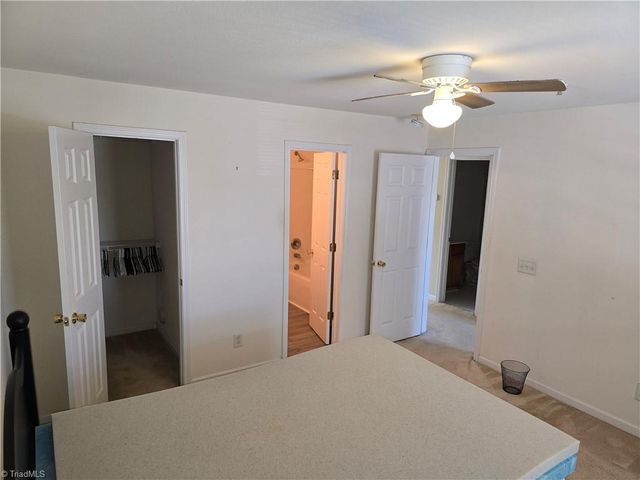 2207 Lambeth Farm Lane, Kernersville, NC 27284