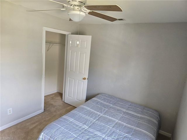 2207 Lambeth Farm Lane, Kernersville, NC 27284