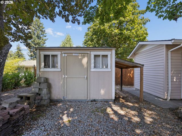 18035 BODLEY Ct, Sandy, OR 97055