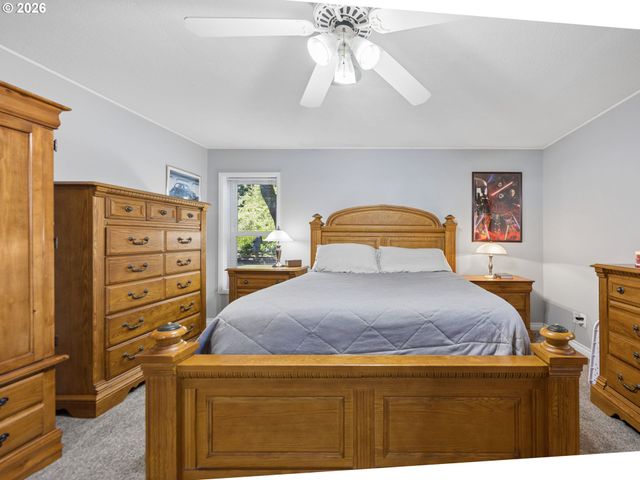 18035 BODLEY Ct, Sandy, OR 97055