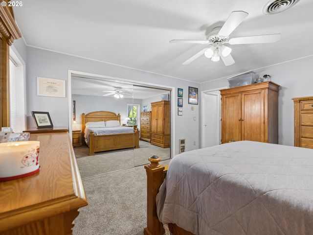 18035 BODLEY Ct, Sandy, OR 97055
