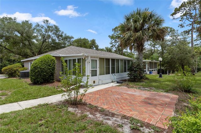 820 S HILL AVENUE 40, Deland, FL 32724