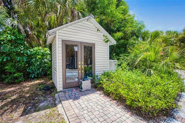 2727 66th ST SW, Naples, FL 34105