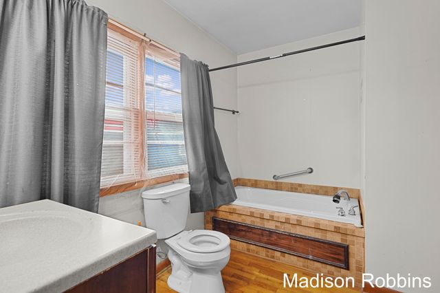 966 Roberts Street, Muskegon City, MI 49442