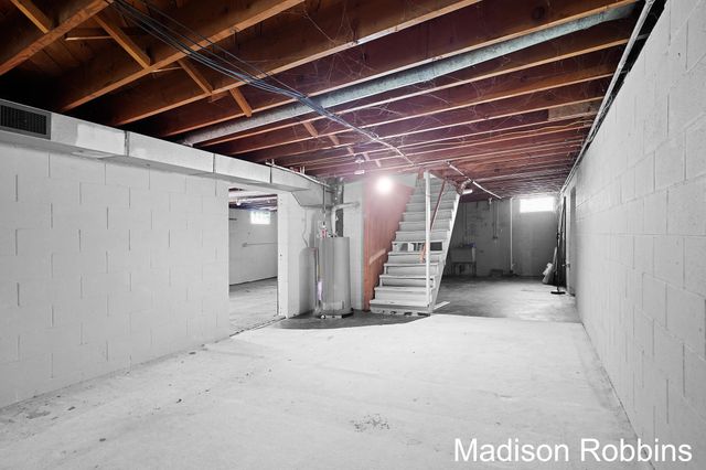 966 Roberts Street, Muskegon City, MI 49442