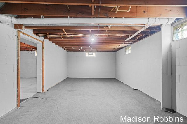 966 Roberts Street, Muskegon City, MI 49442