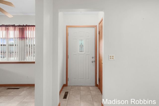 966 Roberts Street, Muskegon City, MI 49442