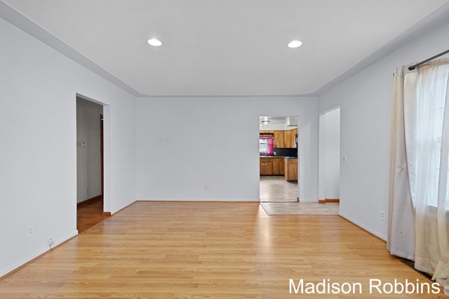 966 Roberts Street, Muskegon City, MI 49442