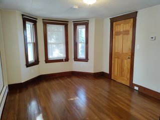 143 Chestnut St 1, Marlborough, MA 01752