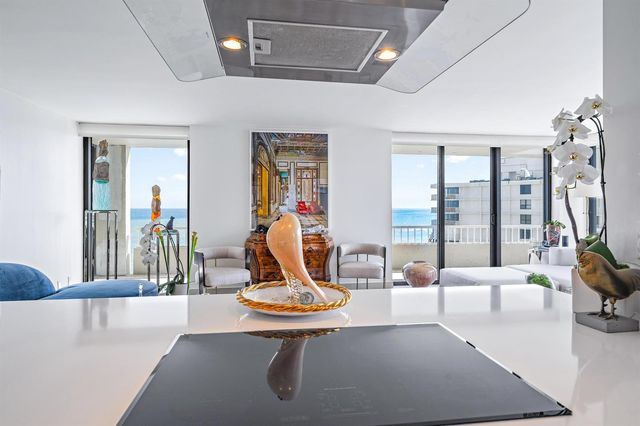 5510 N Ocean Drive 11b, Singer Island, FL 33404