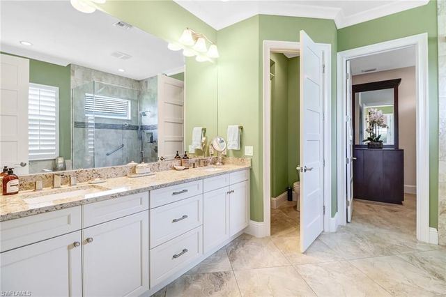 6487 Warwick AVE, Naples, FL 34113