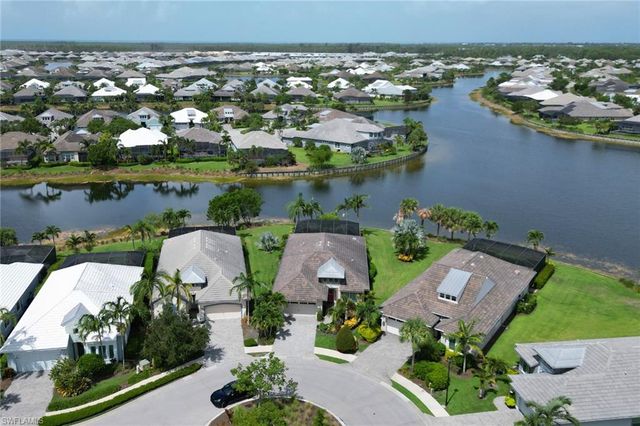 6487 Warwick AVE, Naples, FL 34113