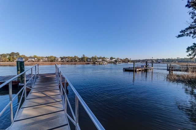 1250 Abercorn, Mount Pleasant, SC 29466