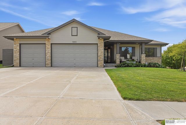 10602 S 212th Street, Gretna, NE 68028