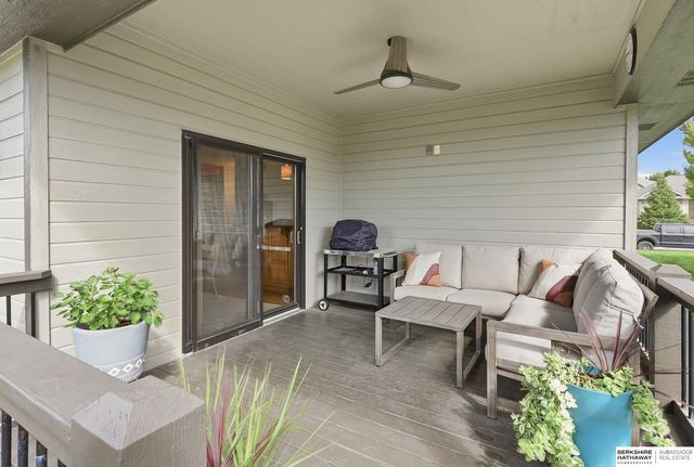 10602 S 212th Street, Gretna, NE 68028