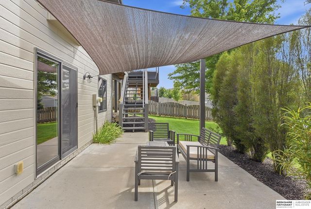 10602 S 212th Street, Gretna, NE 68028