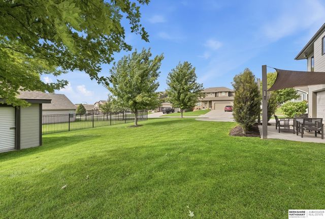 10602 S 212th Street, Gretna, NE 68028
